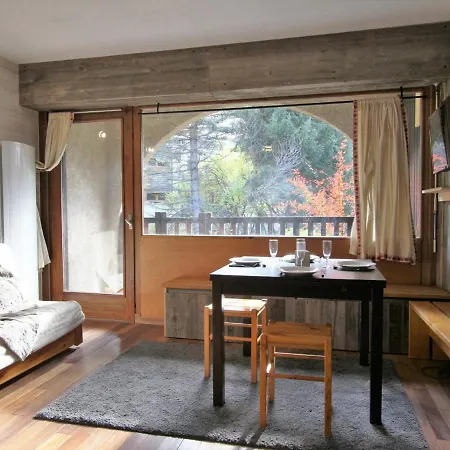 A Chantemerle, 6 Pers. Avec Terrasse Et Garage, Proche Des Pistes - Wifi Inclus - Fr-1-330e-109 Apartment *